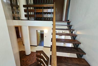 4 Bed Apartment with En Suite in Riverside - 4