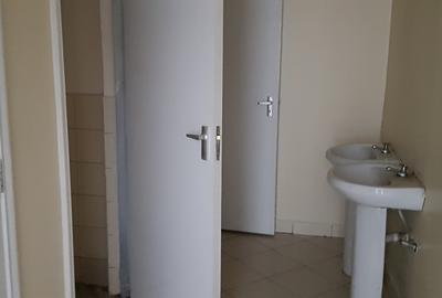 12,500 ft² Warehouse with Backup Generator at Enterprise Road - 4