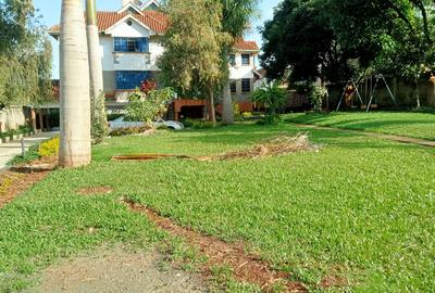 3 Bed House with En Suite in Runda - 2