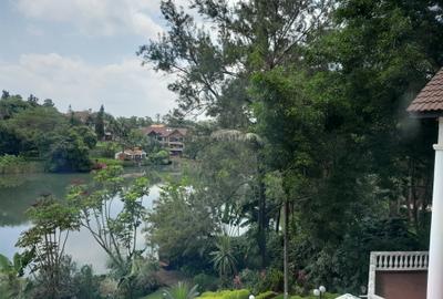4 Bed House with En Suite at Nyari Central