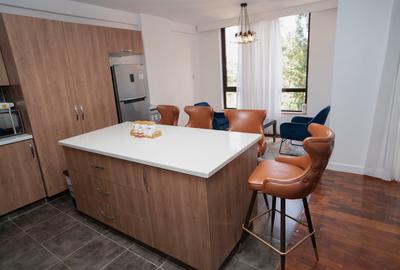 Serviced 2 Bed Apartment with En Suite at Kitale Lane