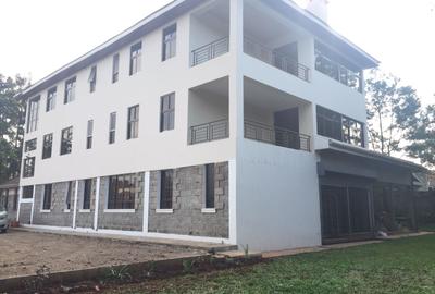 2 Bed Apartment with En Suite at Runda