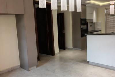 4 Bed Villa with En Suite in Karen Hardy - 3