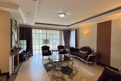 4 Bed House with En Suite at Runda