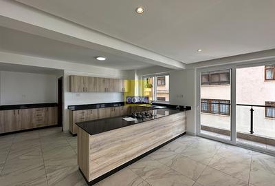 4 Bed Apartment in General Mathenge - 2