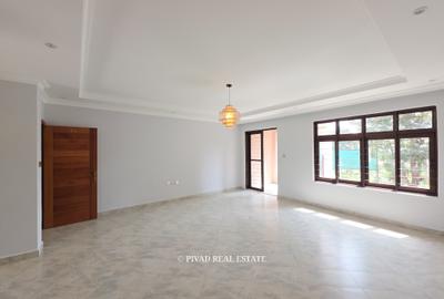 3 Bed Apartment with Garden at Thome Estate - 3