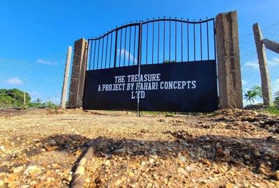 5,000 ft² Land at Muhaka - 2