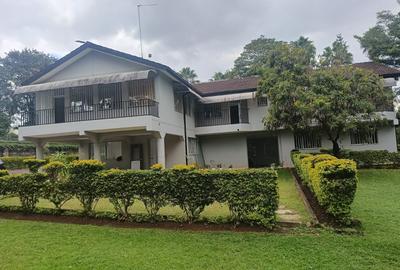5 Bed House with En Suite at Nyari - 3