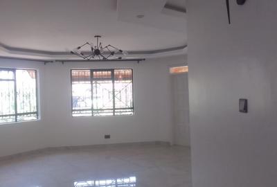 3 Bed Apartment with En Suite in Parklands