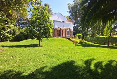 4 Bed House with Staff Quarters in Kitisuru