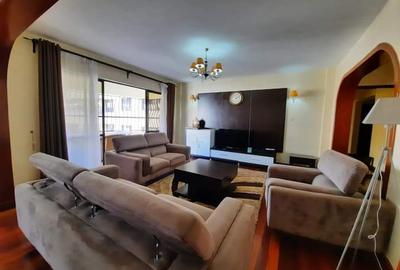 3 Bed Apartment with En Suite in Lavington