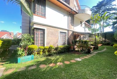 5 Bed Townhouse with En Suite in Lavington