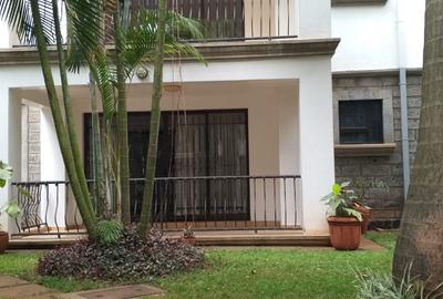 Serviced 3 Bed Apartment with En Suite in Kilimani