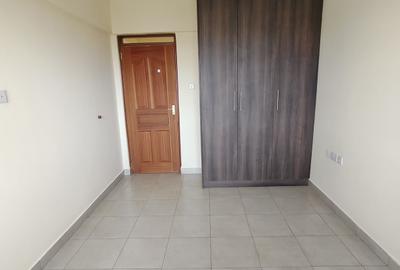3 Bed Apartment with Gym in Ngong Road - 4