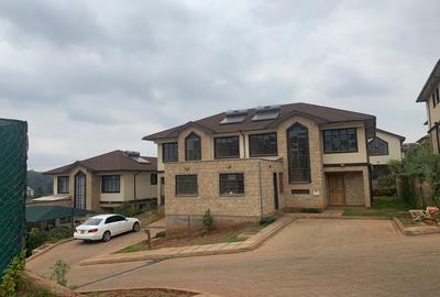 5 Bed Townhouse with En Suite in Kiambu Road