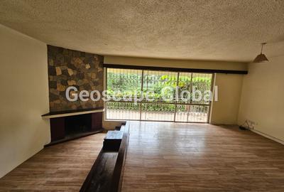 4 Bed Townhouse with En Suite in Spring Valley