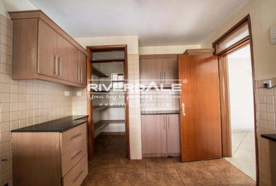 2 Bed Apartment with En Suite in Westlands Area - 2