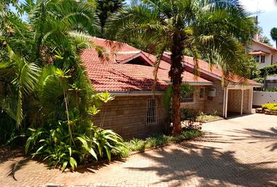 6 Bed House with En Suite at Gigiri