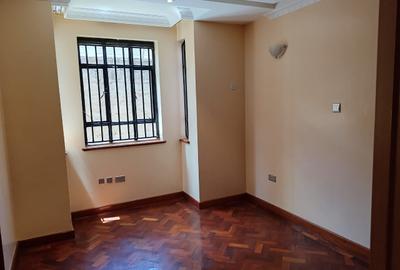 4 Bed Townhouse with En Suite in Lavington - 3