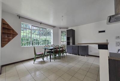 4 Bed House with En Suite in Spring Valley