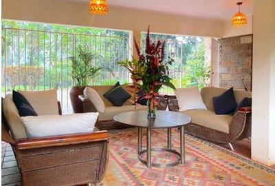 4 Bed House with En Suite at Red Hill