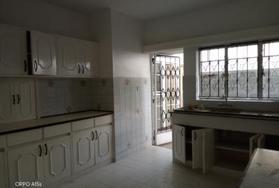 3 Bed Townhouse with En Suite in Kileleshwa