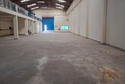 10,000 ft² Warehouse with Parking in Embakasi - 3