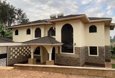 5 Bed House with En Suite in Kitisuru