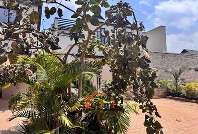 3 Bed Townhouse with En Suite in Runda
