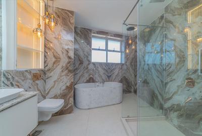 4 Bed Apartment with En Suite in General Mathenge - 2