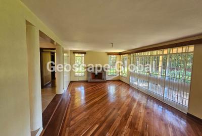 4 Bed House with En Suite in Runda