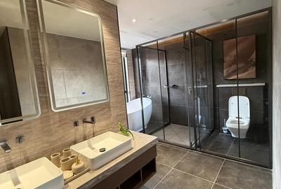 Serviced 5 Bed Apartment with En Suite at Kilimani Near Yaya Centre - 2