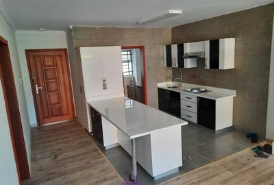 2 Bed Apartment with En Suite at Nyeri Rd