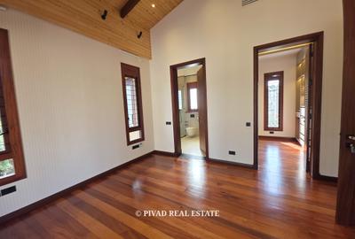 4 Bed House with Garden in Runda - 4