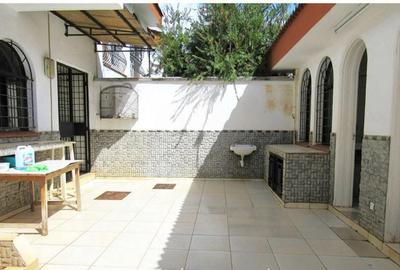 5 Bed Townhouse with Staff Quarters at Mohoya Avenue