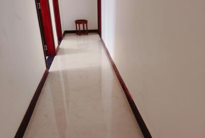 3 Bed Apartment with En Suite at Parklands - 2