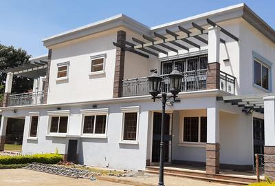 3 Bed House with En Suite in Runda
