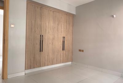 2 Bed Apartment with En Suite in Parklands - 3