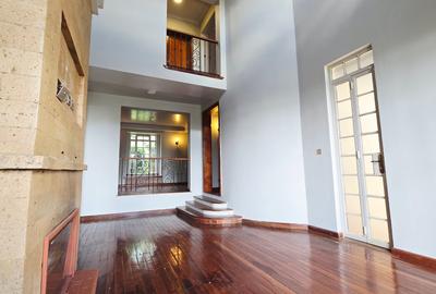 4 Bed House with En Suite in Runda - 4