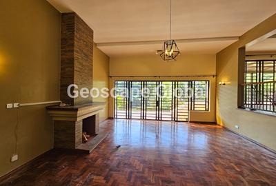 5 Bed House with En Suite in Kitisuru - 3