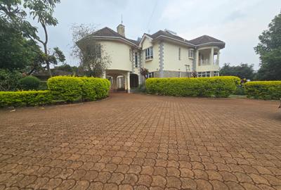 4 Bed House with En Suite in Runda