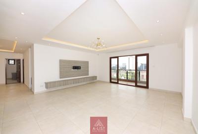 4 Bed Apartment with En Suite at 2Nd Avenue - 2