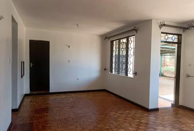 5 Bed Villa with Staff Quarters in Lavington