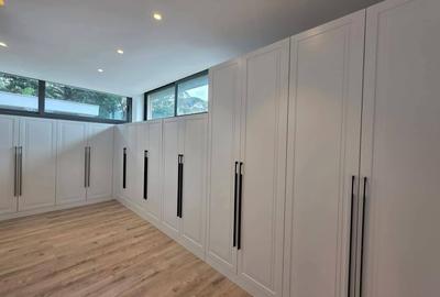 5 Bed Villa with En Suite in Lavington - 3