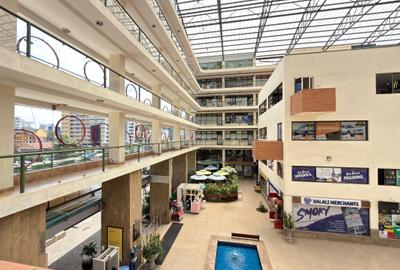 900 ft² Commercial Property with Service Charge Included at Ngong Road - 3