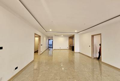 4 Bed Apartment with En Suite in Spring Valley - 3