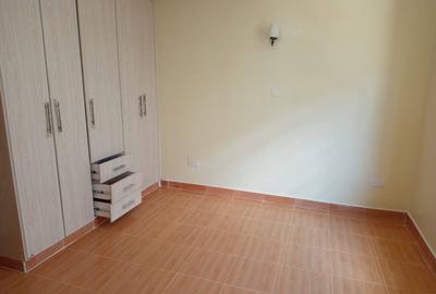 4 Bed Townhouse with En Suite in Ongata Rongai - 4