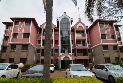 2 Bed Apartment with En Suite in Lavington - 2
