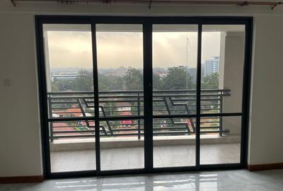 2 Bed Apartment with En Suite at School Lane - 3