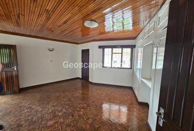 5 Bed House with En Suite in Gigiri - 3